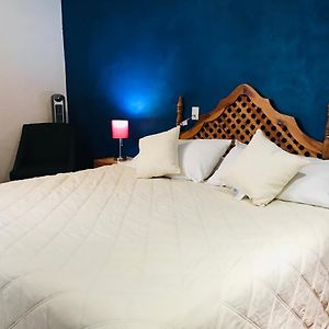 Habitación con Cama King